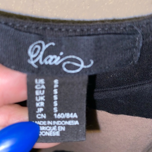 Stripped dress - Picture 3 of 3